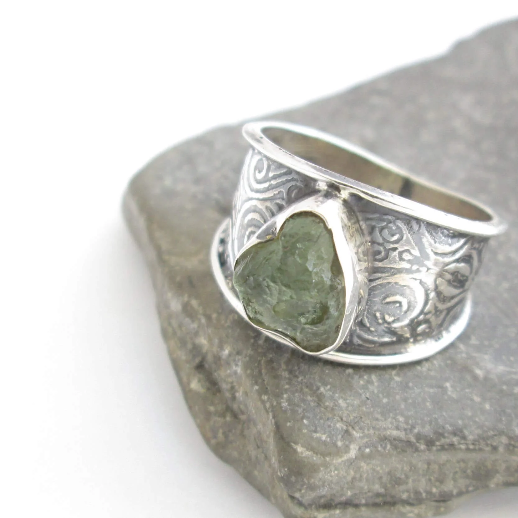 Moldavite silver ring deals